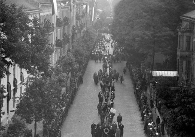 prochy slowackiego na wawelu