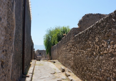 trzesienie ziemi w pompejach